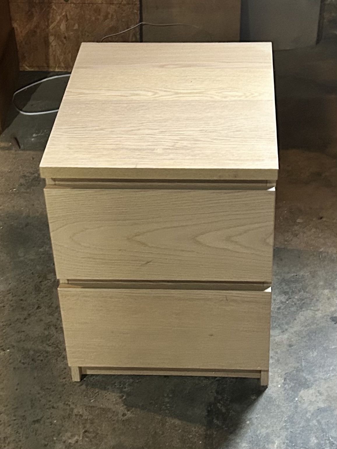 2-Drawer Chest 