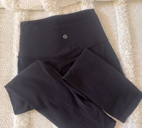 Lululemon High Rise Crops
