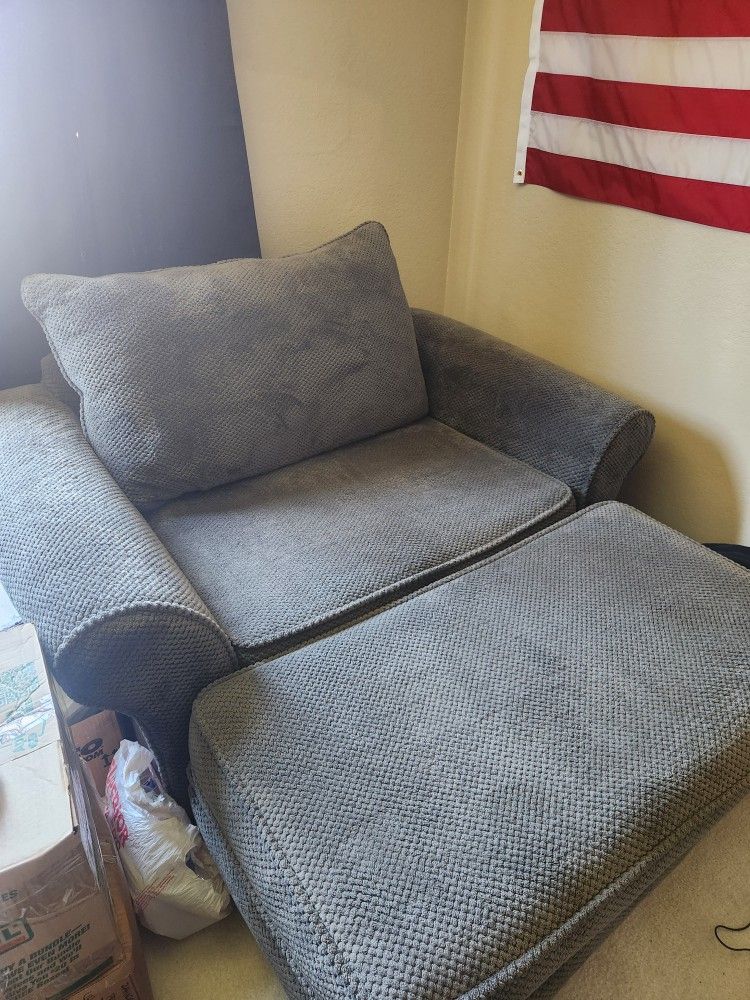 Love Seat And Ottoman