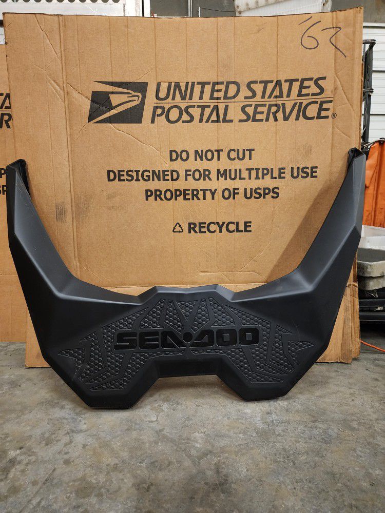 OEM Black Rear Deck Panel Tail Sea Doo SPARK 2-3 Up 2014 - 2020 for Sale in  City Of Industry, CA - OfferUp