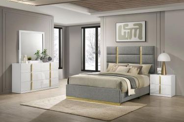BEDROOM SET ALL NEW IN BOX JUEGO DE HABITACIÓN TODO NUEVO EN SUCAJA 