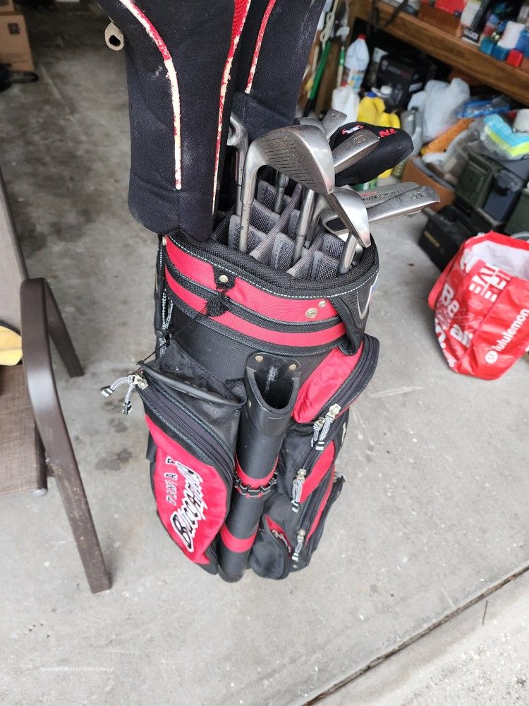 Nice Set  Golf Clubs