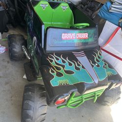 Grave digger power wheel