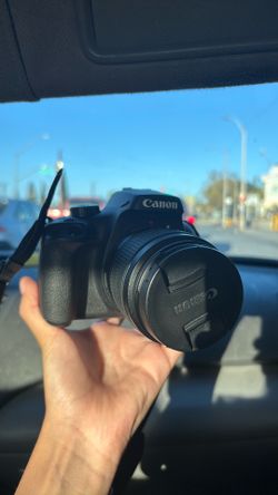 Canon EOS REBELT100