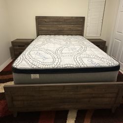 Queen Size Mattress Pillow Top 12” Thick.    All Sizes Available.   Brand New Mattress.    Delivery Available 