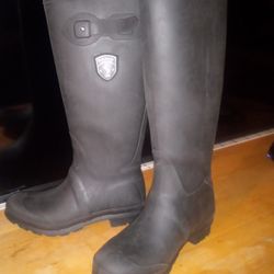 Kamik Woman's Size 8 Riding Boots