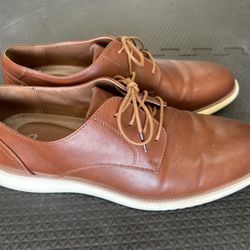 DRESS CASUAL SHOE SIZE 12