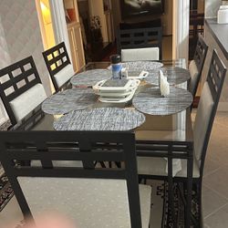 60”Dinning Table With 4 Chairs 
