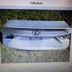 Lexus Is350 Rear Trunk Hatch 2014-2016. Silver Color. 