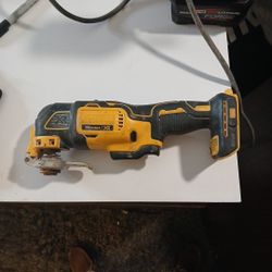 Dewalt Cordless Oscillating Multi-tool 20 Volt
