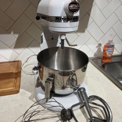 KitchenAid Professional HD 5 QT Stand Mixer White with Attachments (KG25H7XWH) 