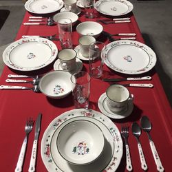 Pfaltzgraff Snow Village Service for 6 