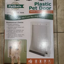 NEW PetSafe Plastic Pet Door - Flap Dimensions 8 1/8" W x 12 1/4" H - Outer Frame 10 1/2’” W  x  15” H