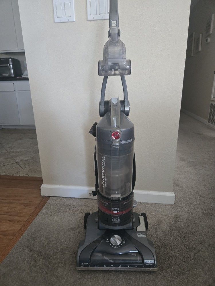 Hoover Windtunnel Rewind Plus