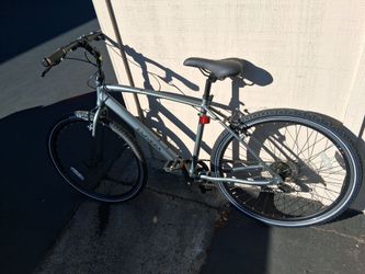 Univega Weekend Voyage 1.0 Hybrid Bike
