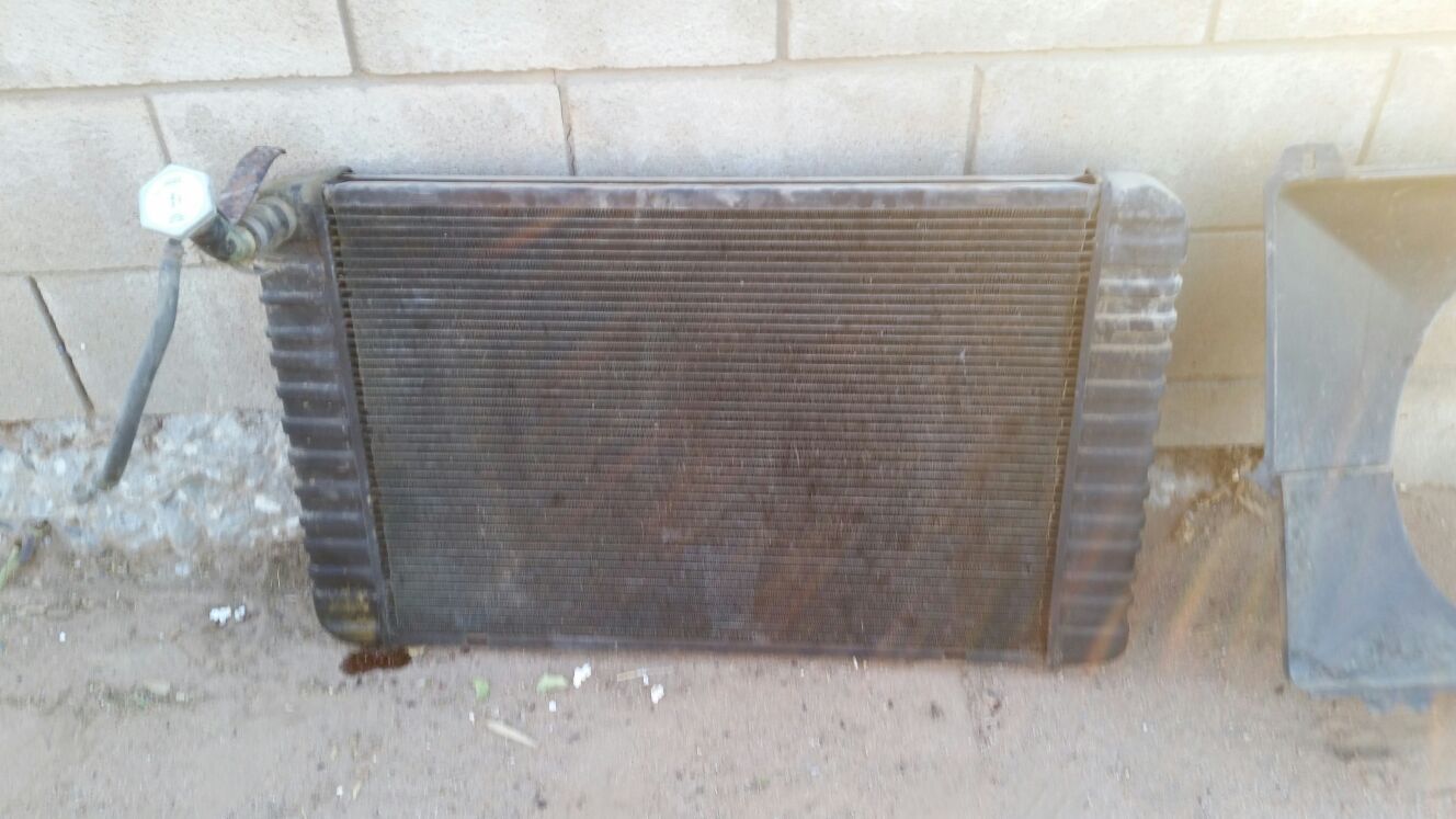 Motorhome 454 chevy big block radiator and fan shroud