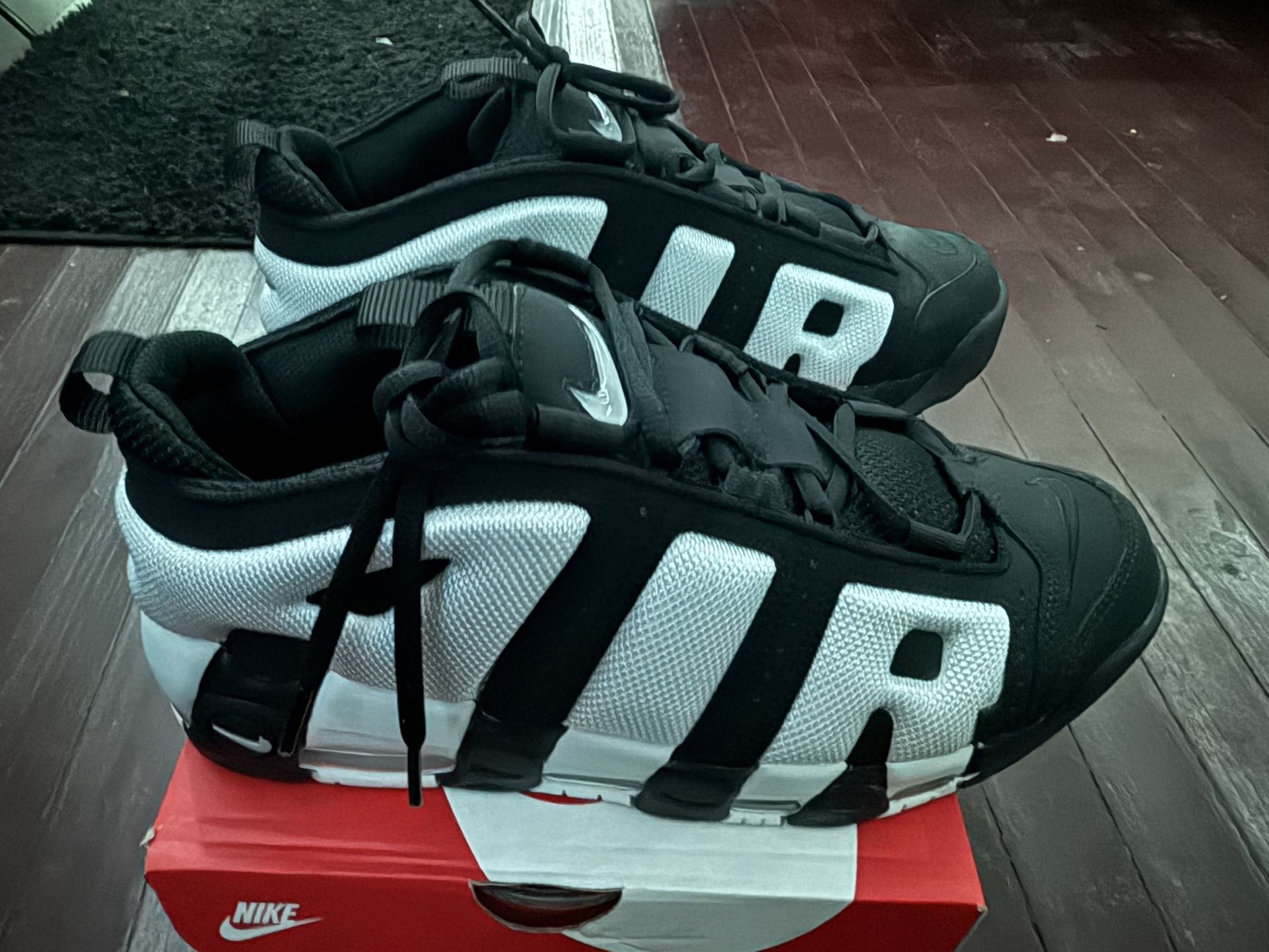 Nike Air More Uptempo Low