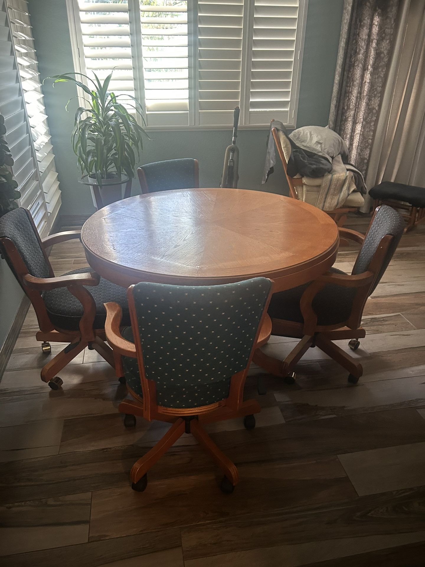 bumper/pool dining table