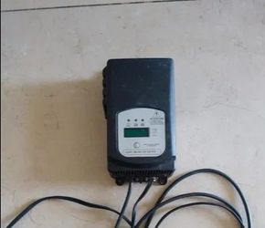 SPE CBHF1-SM CHARGER 12-24V (12 AMP)