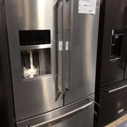 Kitchen Aid 26.8 Cu Ft 36” W Standard Depth Fridge with Exterior Ice And Water Print Shield Finish