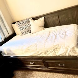 Twin Bed frame Wood (Dark Oak)
