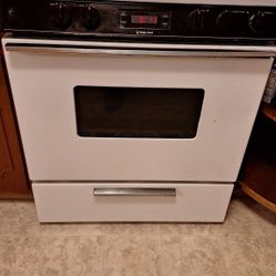 Magic Chef Gas Oven