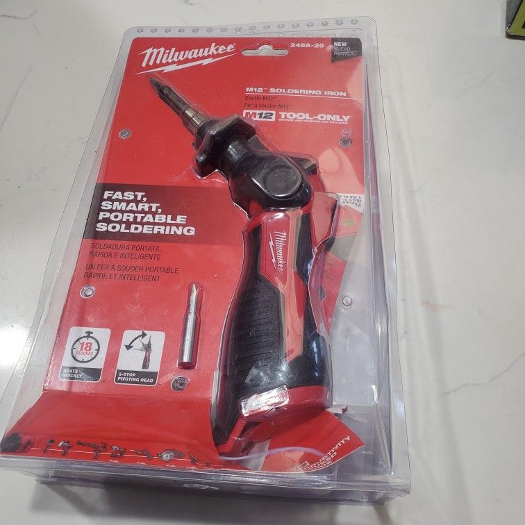 Milwaukee
M12 12-Volt Lithium-Ion Cordless Soldering Iron (Tool-Only)