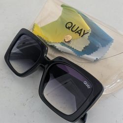 New Never Worn Quay Sunglasses 