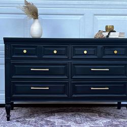Great deal! Gorgeous Dixie MCM Solid Wood 6-Drawer Dresser – Tricorn Black