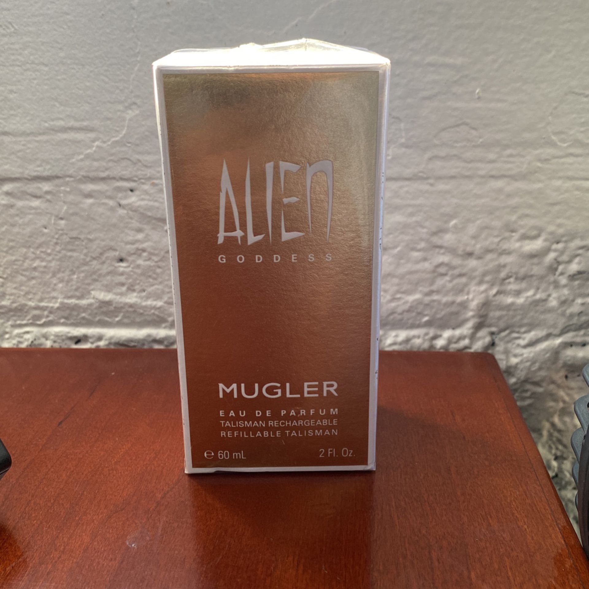 New: Mugler Alien Goddess