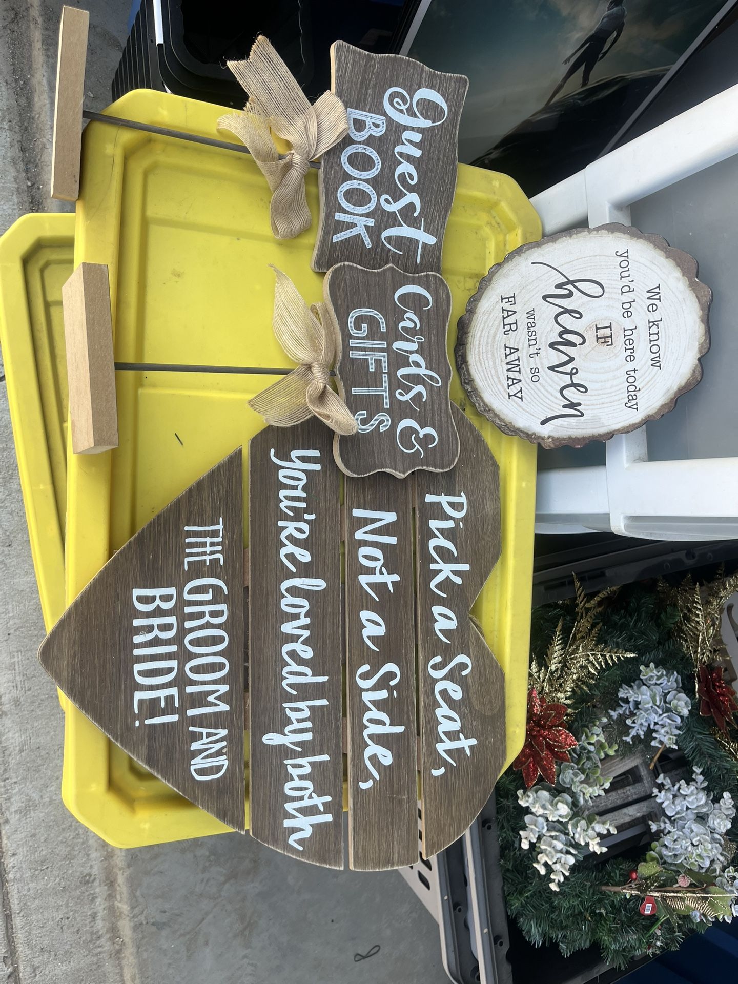 Weddings Signs