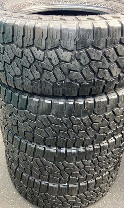 4 Llantas Usadas Falken Wildpeak AT Lt 285/70/17 $360 las 4