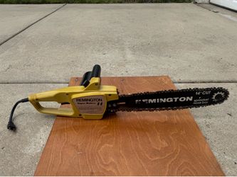 Remington 14" Limb & Trim electric chainsaw features a powerful 9-amp motor