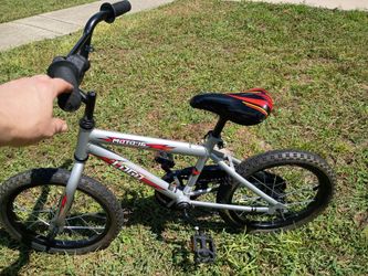 LOGO Moto 16 Kids BMX Bike