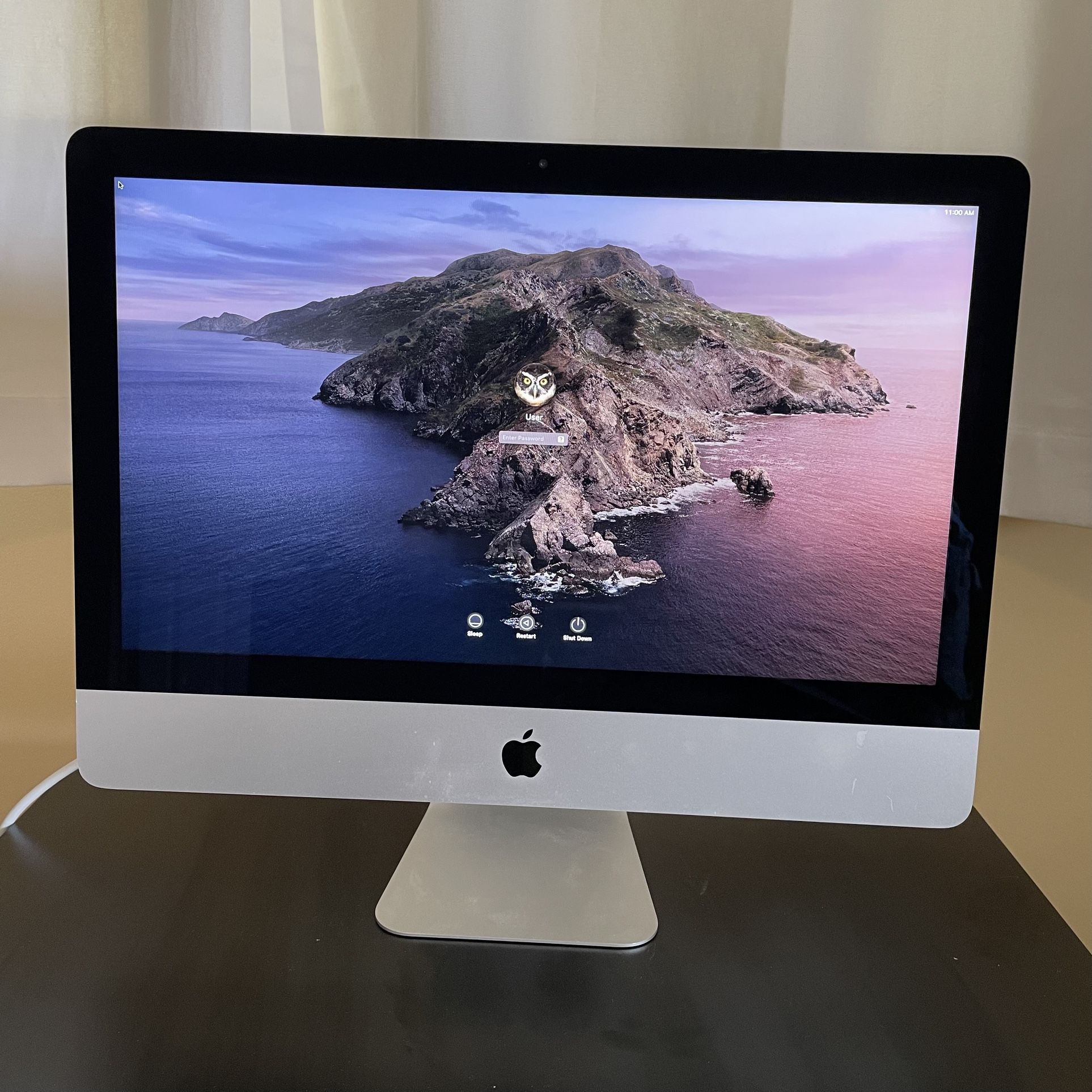 iMac - 2.7GHz Quad Core - 8GB Ram - 1TB storage