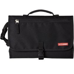 Skip Hop Portable Baby Changing Pad, Pronto, Black