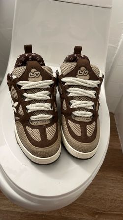 LV shoes