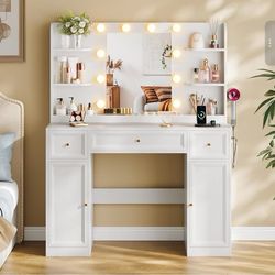 Large Vanity Desk with Mirror and Lights, Makeup Vanity with Power Outlets, 3 Drawers and 2 Large Cabinets, 3 Lighting Modes Adjustable Brightness, Dr