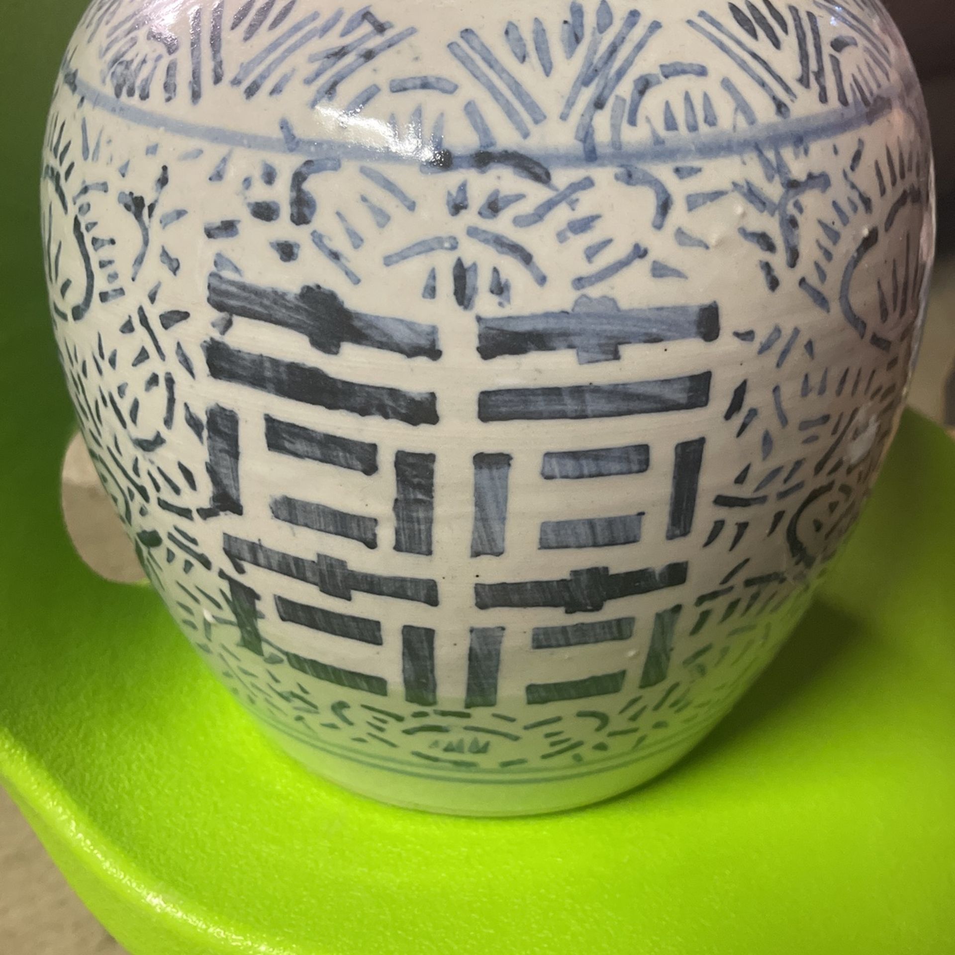 Chinese ceramic tea caddy