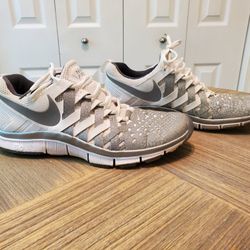Nike Free Trainer 5.0 Men's Shoes / Sneakers  Fits Like 10.5-11 (tag size 12)