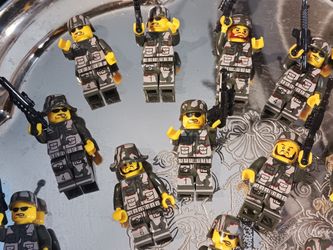 Lego Soldiers. 22