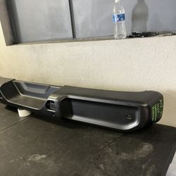 2018-2019-2020-2021-2022-2023 JEEP WRANGLER JL/ RUBICON REAR BUMPER COVER OEM USED