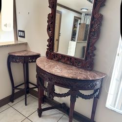 Chinese Marble Table With Its  Corner And Mirror 