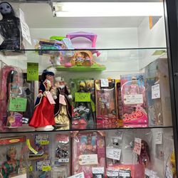 Barbies -new And Display -$8.99 And Up Located In Case #154