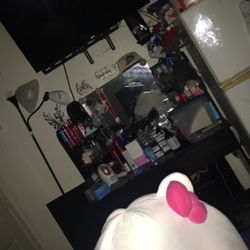 Black Vanity With Lights Need Gone Asap 