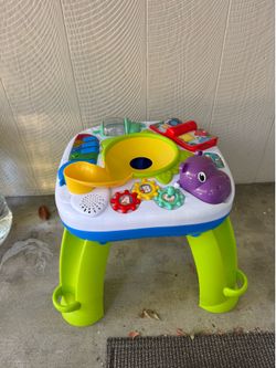 Baby activity table