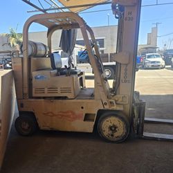 CAT T70D FORKLIFT 7K