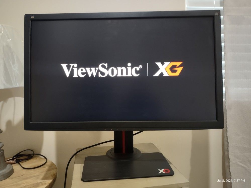 ViewSonic XG2702 27" Gaming Monitor