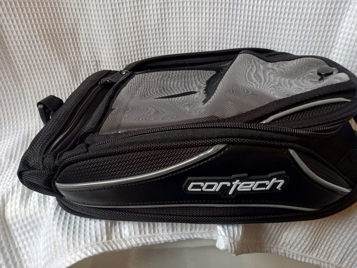 Cortech Super 2.0 10L Motorcycle Tank Bag Magnetic, Expandable