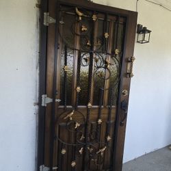 Puerta Principal 